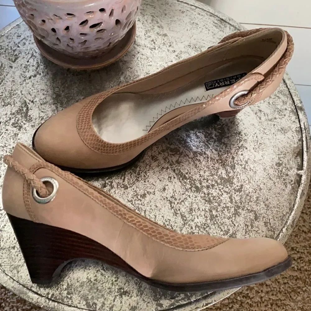 Sperry | Leather Nautical Slip On Pumps | 8.5